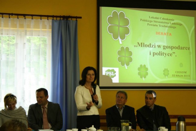 Minister Ilona Antoniszyn Klik